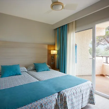 Invisa Club Cala Blanca 3*