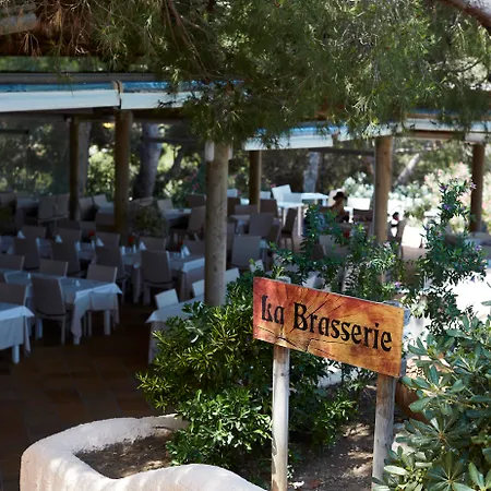 Invisa Club Cala Blanca Otel