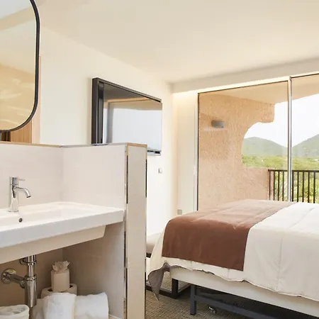 Otel Invisa Club Cala Blanca