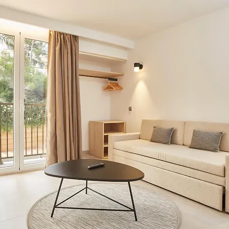 Invisa Club Cala Blanca מלון Playa Des Figueral