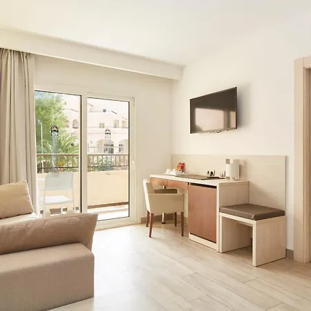 Otel Invisa Club Cala Blanca Playa Des Figueral
