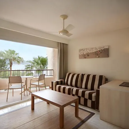 インビサ クラブ カラ ブランカ 3* Playa Des Figueral